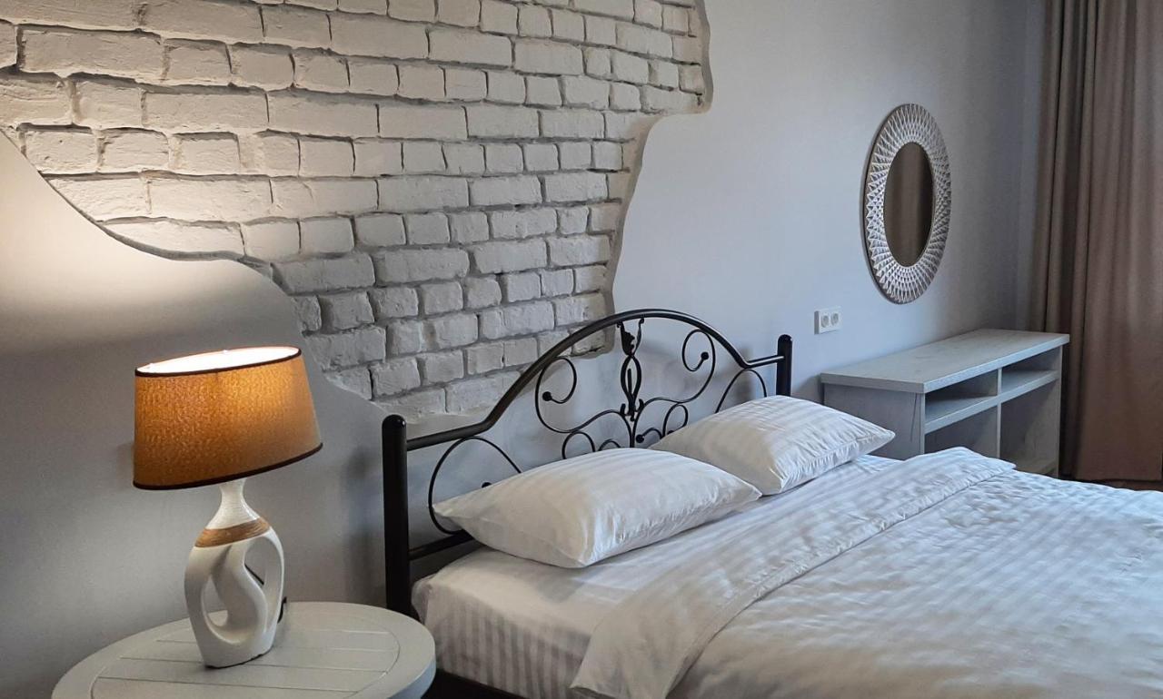 Гетьманські Палати , Старе Місто, 2 Спальні, Балкон-Тераса , 85 М Кв Kamianets-Podilskyi Exterior foto