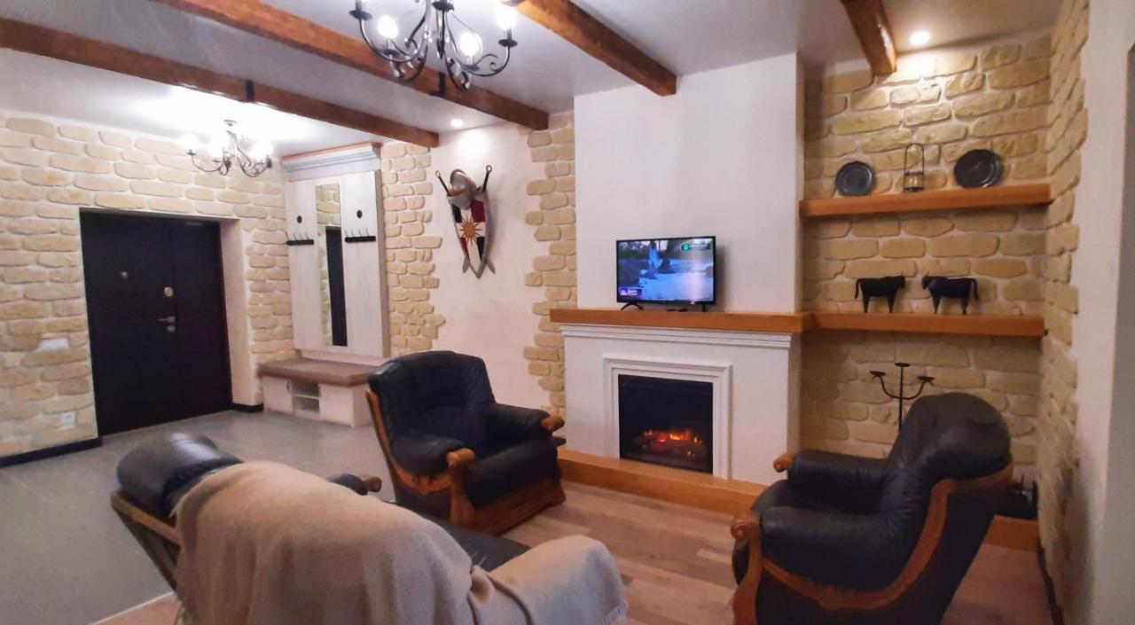 Гетьманські Палати , Старе Місто, 2 Спальні, Балкон-Тераса , 85 М Кв Kamianets-Podilskyi Exterior foto