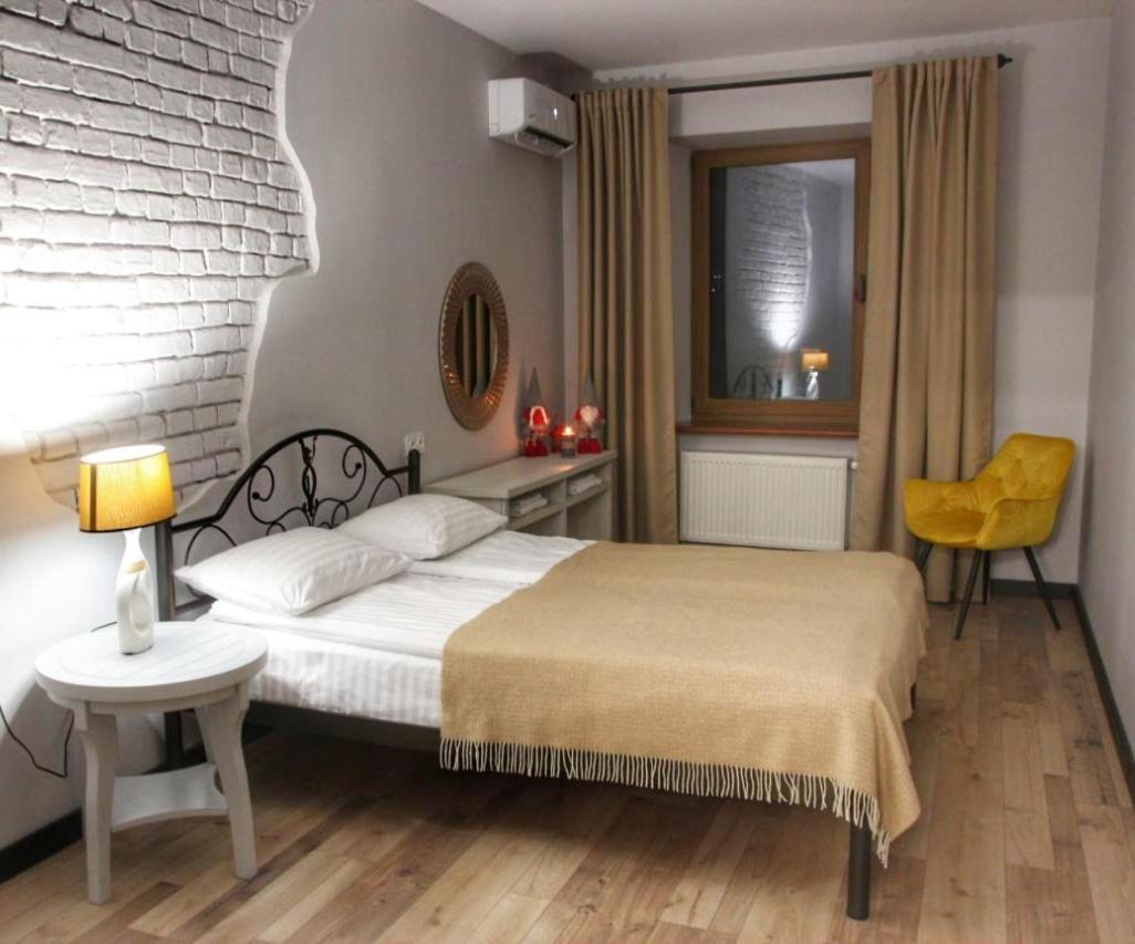 Гетьманські Палати , Старе Місто, 2 Спальні, Балкон-Тераса , 85 М Кв Kamianets-Podilskyi Exterior foto